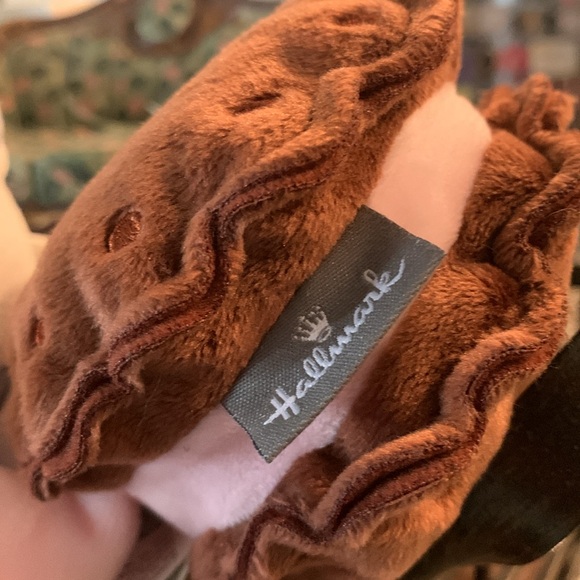 SOLD. Hallmark Milk and Cookie Plushies - Picture 5 of 7